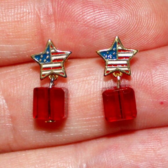 Sterling Silver Gold Tone American Star Flag Crystal Bead Stud Earrings - Picture 4 of 4